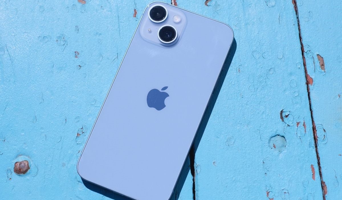 free iphone 14 government